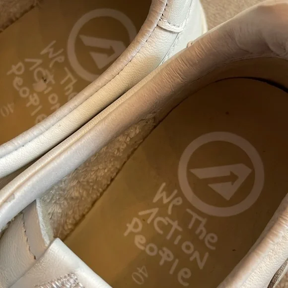 Autry Medalist Low Sneakers Napa Leather- 10 US - Picture 7 of 9